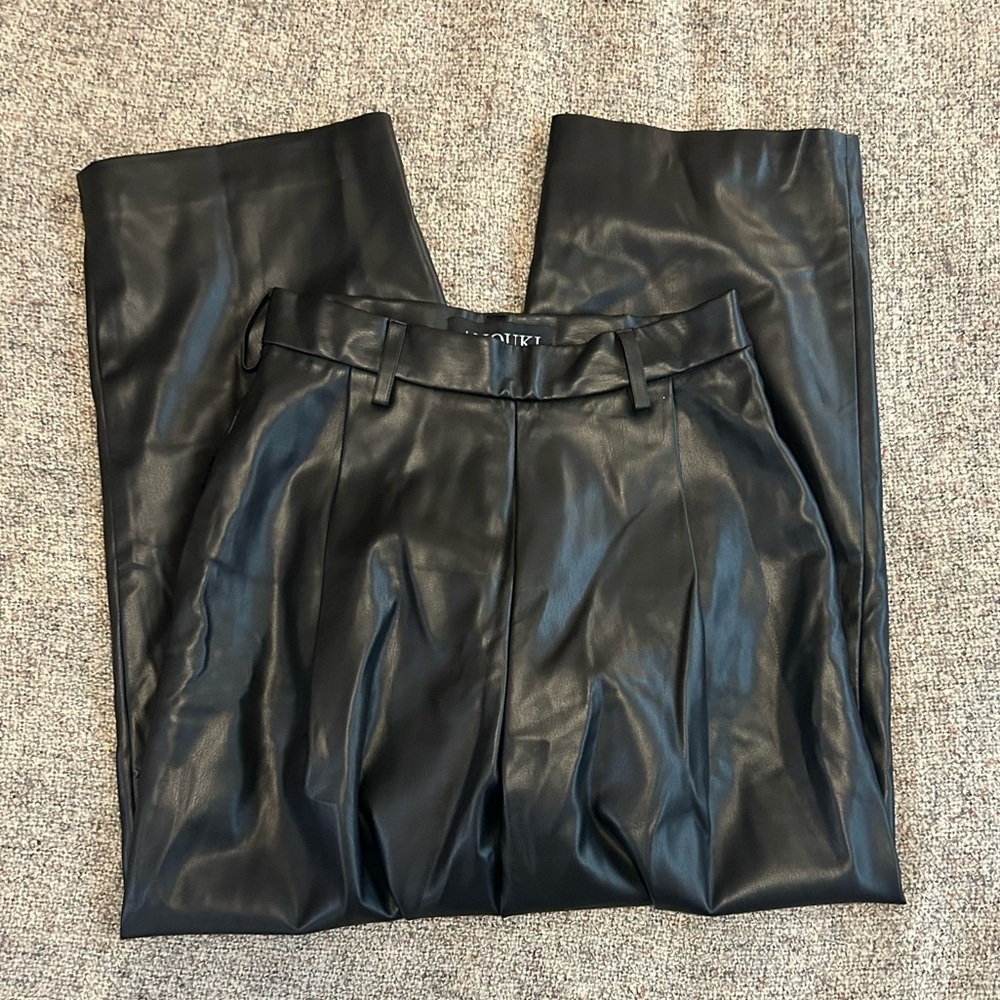 Anouki Faux Leather Pleated Pant